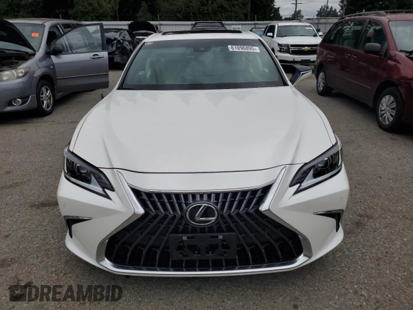 2024 Lexus ES 250 with VIN 58AD11D19RU012276, listed as a Copart auction lot 61096895 with 5,595 mi miles and Salvage title. Bid and sale history available at DreamBid. Image 5.