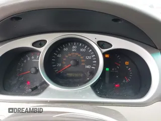 2006 Toyota Highlander z VIN JTEGP21A460115251, wystawiony jako IAAI lot #41704239 z przebiegiem 207 327 mil mil oraz . Historia ofert i sprzedaży dostępna na DreamBid. Obrazek 7.