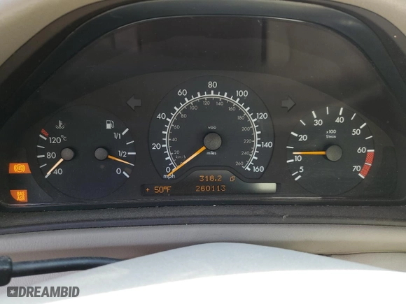 1999 Mercedes-Benz CLK-Class with VIN WDBLJ70G9XF058095, listed as a Copart auction lot 41823115 with 260,113 mi miles and Salvage Title. Bid and sale history available at carsss.com. Image 9.