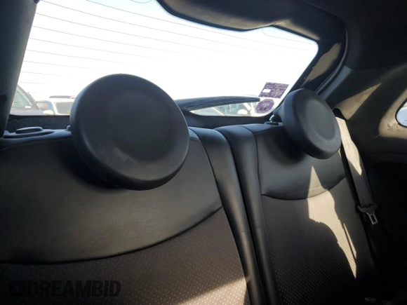 2016 FIAT 500e with VIN 3C3CFFGE3GT136155, listed as a Copart auction lot 63706515 with 39,581 mi miles and Salvage title. Bid and sale history available at DreamBid. Image 10.