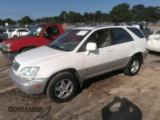 2001 Lexus RX 300 with VIN JTJHF10U110188231, listed as a IAAI auction lot 42135609 with 236,462 mi miles. Bid and sale history available at carsss.com. Image 2.