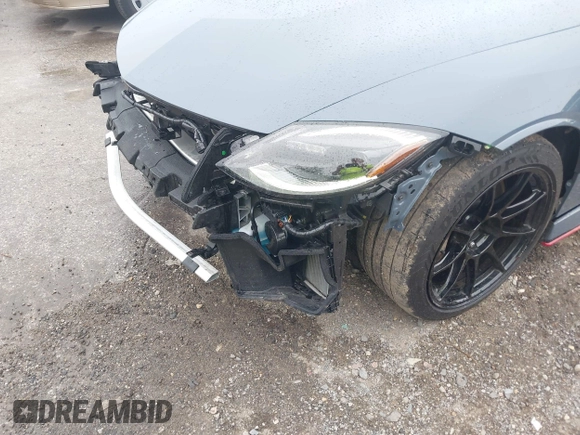 2024 Nissan Z Nismo with VIN JN1BZ4CH9RM360447, listed as a IAAI auction lot 42457597 with 9,723 mi miles and . Bid and sale history available at DreamBid. Image 21.
