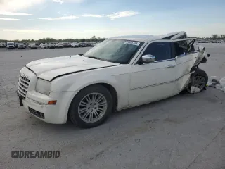 2010 Chrysler 300 Touring with VIN 2C3CA5CV4AH101459, listed as a Copart auction lot 53695105 with 84,910 mi miles and Salvage Title. Bid and sale history available at carsss.com. Image 1.