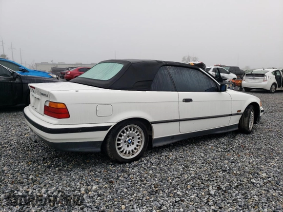 1994 BMW 3 Series 325iC with VIN WBABJ6326RJD36071, listed as a Copart auction lot 86887074 with 104,508 mi miles and Non Repairable. Bid and sale history available at carsss.com. Image 3.