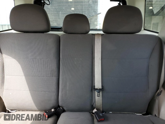 2012 Ford Escape XLS с VIN 1FMCU9C75CKB93460, выставлен на аукционе Copart как лот 56351295 с пробегом 361 381 миль миль и Списание • Salvage title. История ставок и продаж доступна на DreamBid. Изображение 10.