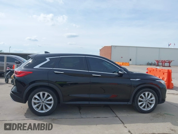 2019 Infiniti QX50 Luxe z VIN 3PCAJ5M37KF109899, wystawiony jako IAAI lot #42217912 z przebiegiem 78 127 mil mil oraz . Historia ofert i sprzedaży dostępna na DreamBid. Obrazek 13.