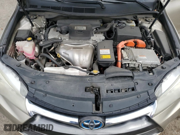 2015 Toyota Camry LE z VIN 4T1BD1FK6FU164748, wystawiony jako Copart lot #54667565 z przebiegiem 139 804 mil mil oraz Szkoda całkowita • Salvage title. Historia ofert i sprzedaży dostępna na DreamBid. Obrazek 11.