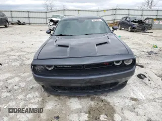 2016 Dodge Challenger R/T Plus с VIN 2C3CDZBTXGH256122, выставлен на аукционе Copart как лот 53242005 с пробегом 73 355 миль миль и Списание • Salvage title. История ставок и продаж доступна на DreamBid. Изображение 5.