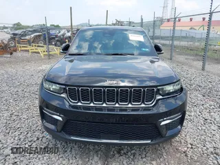 2024 Jeep Grand Cherokee Limited z VIN 1C4RJHBG9RC162492, wystawiony jako IAAI lot #42424937 z przebiegiem 5 939 mil mil oraz . Historia ofert i sprzedaży dostępna na DreamBid. Obrazek 13.