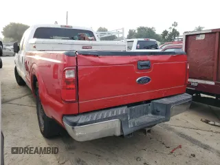 2014 Ford F-250 XL with VIN 1FT7W2A61EEA27374, listed as a Copart auction lot 82522914 with 154,438 mi miles and Clean title. Bid and sale history available at DreamBid. Image 2.