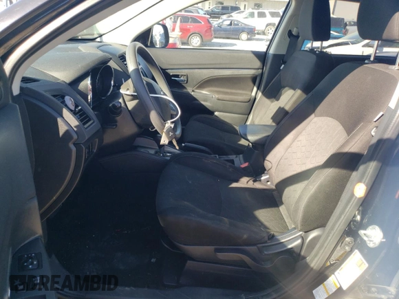 2021 Mitsubishi Outlander ES z VIN JA4APUAU6MU005379, wystawiony jako Copart lot #75310024 z przebiegiem 68 796 mil mil oraz Szkoda całkowita • Salvage title. Historia ofert i sprzedaży dostępna na DreamBid. Obrazek 7.
