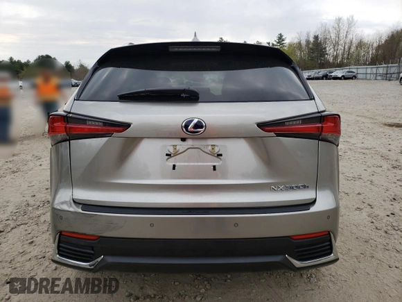 2021 Lexus NX 300h z VIN JTJGJRDZXM2165909, wystawiony jako Copart lot #54628565 z przebiegiem 23 990 mil mil oraz Szkoda całkowita • Salvage title. Historia ofert i sprzedaży dostępna na DreamBid. Obrazek 6.