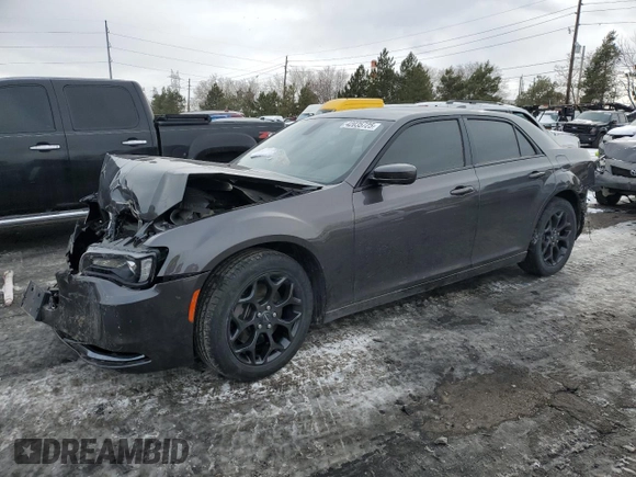 2020 Chrysler 300 S with VIN 2C3CCAGG4LH131580, listed as a Copart auction lot 42035725 with 70,741 mi miles and Salvage Title. Bid and sale history available at DreamBid. Image 1.