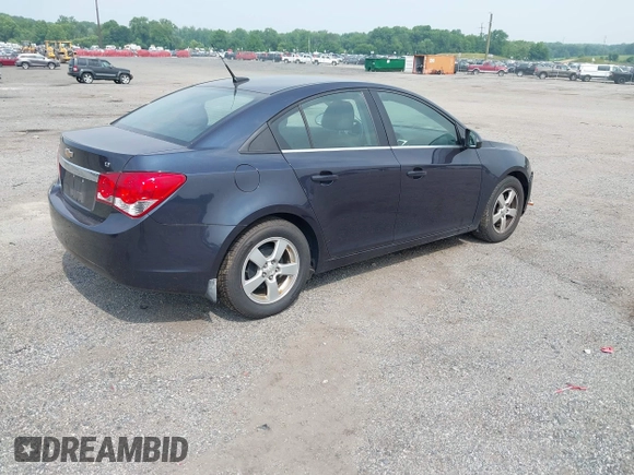 2014 Chevrolet Cruze 1LT with VIN 1G1PC5SB3E7469236, listed as a IAAI auction lot 42492007 with Not provided miles and . Bid and sale history available at DreamBid. Image 4.