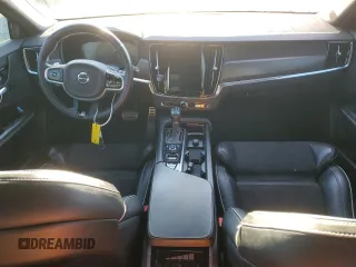 2018 Volvo V90 z VIN YV1A22VM4J1069866, wystawiony jako Copart lot #73800383 z przebiegiem 48 681 mil mil oraz . Historia ofert i sprzedaży dostępna na DreamBid. Obrazek 8.