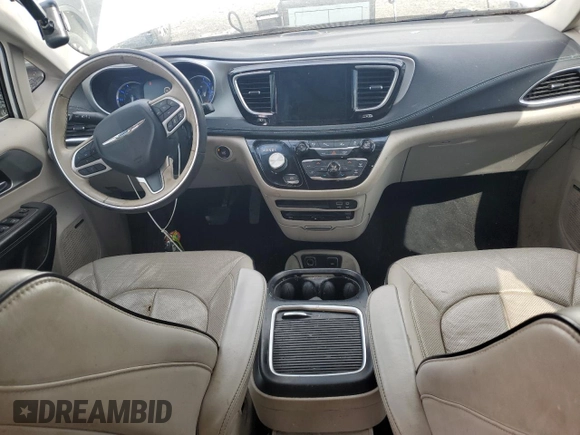 2018 Chrysler Pacifica Hybrid Limited с VIN 2C4RC1N72JR178333, выставлен на аукционе Copart как лот 56716335 с пробегом 134 237 миль миль и Списание • Salvage title. История ставок и продаж доступна на DreamBid. Изображение 8.