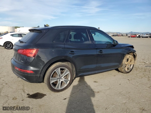2020 Audi Q5 Premium Plus with VIN WA1BNAFY3L2005869, listed as a Copart auction lot 47429105 with 121,605 mi miles and Salvage Title. Bid and sale history available at carsss.com. Image 3.