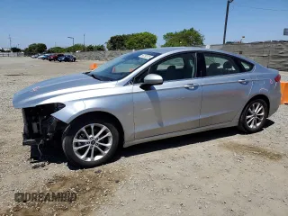 2020 Ford Fusion SE z VIN 3FA6P0HDXLR235383, wystawiony jako Copart lot #56752235 z przebiegiem 92 919 mil mil oraz Szkoda całkowita • Salvage title. Historia ofert i sprzedaży dostępna na DreamBid. Obrazek 1.