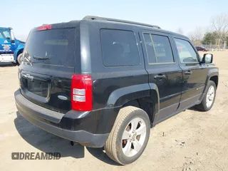 2015 Jeep Patriot Latitude with VIN 1C4NJPFB2FD157907, listed as a IAAI auction lot 41767591 with 111,738 mi miles and . Bid and sale history available at DreamBid. Image 4.