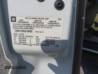 2003 Chevrolet Tahoe LS z VIN 1GNEC13Z83J195493, wystawiony jako IAAI lot #42472037 z przebiegiem 228 016 mil mil oraz . Historia ofert i sprzedaży dostępna na DreamBid. Obrazek 9.