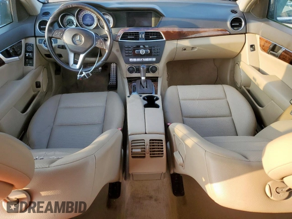 2014 Mercedes-Benz C 250 Sport with VIN WDDGF4HB5EG253474, listed as a Copart auction lot 59246965 with 166,078 mi miles and Clean title. Bid and sale history available at DreamBid. Image 8.