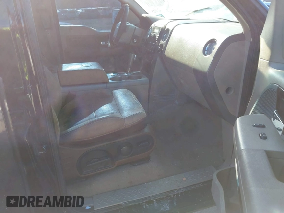 2006 Ford F-150 XLT with VIN 1FTPW14536KB03760, listed as a IAAI auction lot 41344344 with 170,482 mi miles and . Bid and sale history available at carsss.com. Image 5.