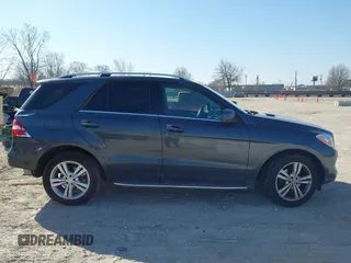 2015 Mercedes-Benz M 350 with VIN 4JGDA5HB6FA473949, listed as a IAAI auction lot 41779707 with 112,554 mi miles and . Bid and sale history available at carsss.com. Image 13.
