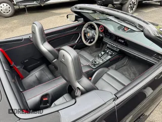 2022 Porsche 911 Carrera S z VIN WP0CB2A90NS244999, wystawiony jako Copart lot #56801295 z przebiegiem 1735 mil mil oraz Nie do naprawy. Historia ofert i sprzedaży dostępna na DreamBid. Obrazek 7.