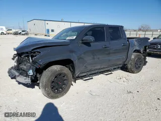2024 Toyota Tacoma 4WD SR5 with VIN 3TMLB5JNXRM068699, listed as a Copart auction lot 42002985 with 1,974 mi miles and Salvage Title. Bid and sale history available at carsss.com. Image 1.