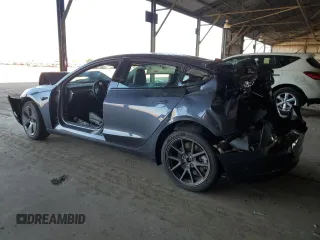 2023 Tesla Model 3 z VIN 5YJ3E1EA5PF449997, wystawiony jako Copart lot #63079275 z przebiegiem 29 629 mil mil oraz Nie do naprawy • Non repairable. Historia ofert i sprzedaży dostępna na DreamBid. Obrazek 2.