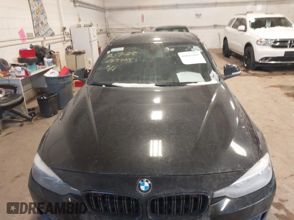 2013 BMW 3 Series 328i xDrive with VIN WBA3B5G57DNS02815, listed as a IAAI auction lot 41643602 with 162,895 mi miles. Bid and sale history available at carsss.com. Image 12.