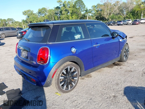 2020 MINI Hardtop Cooper S z VIN WMWXR5C09L2M32640, wystawiony jako IAAI lot #41463311 z przebiegiem 62 050 mil mil oraz . Historia ofert i sprzedaży dostępna na DreamBid. Obrazek 4.