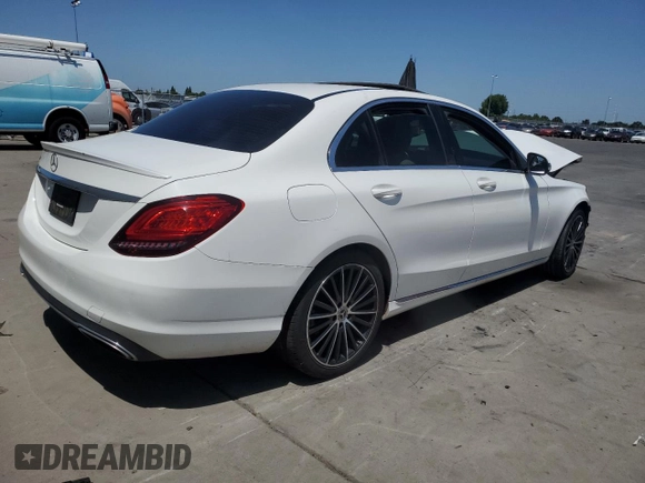 2019 Mercedes-Benz C 300 z VIN WDDWF8DB9KR515666, wystawiony jako Copart lot #57494005 z przebiegiem 101 439 mil mil oraz Tytuł czysty. Historia ofert i sprzedaży dostępna na DreamBid. Obrazek 3.