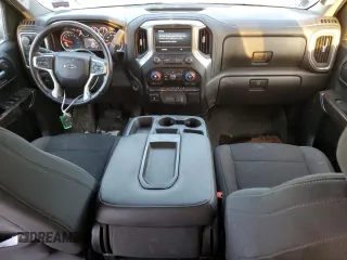 2021 Chevrolet Silverado 1500 RST with VIN 3GCUYEED0MG395057, listed as a Copart auction lot 45287335 with 52,874 mi miles and Salvage Title. Bid and sale history available at carsss.com. Image 8.