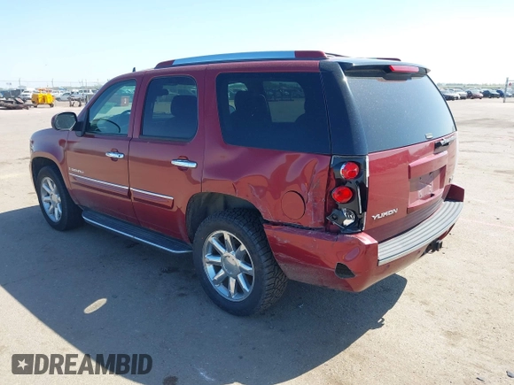 2008 GMC Yukon Denali with VIN 1GKFK63858J161835, listed as a IAAI auction lot 42228567 with 157,879 mi miles and . Bid and sale history available at DreamBid. Image 3.