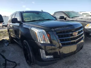 2018 Cadillac Escalade Premium Luxury with VIN 1GYS3CKJXJR198360, listed as a Copart auction lot 74225274 with 0 mi miles and Non Repairable. Bid and sale history available at carsss.com. Image 4.