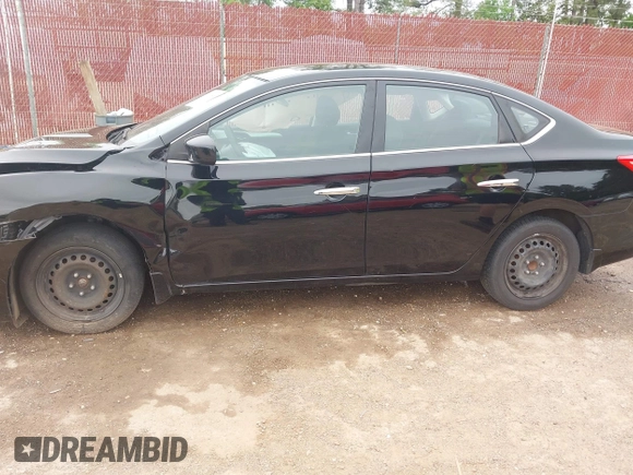 2019 Nissan Sentra SR with VIN 3N1AB7AP6KY209841, listed as a IAAI auction lot 41925545 with 94,926 mi miles. Bid and sale history available at carsss.com. Image 15.