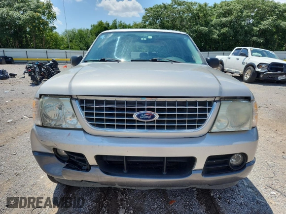 2004 Ford Explorer XLT z VIN 1FMZU63K84ZA25995, wystawiony jako Copart lot #64020595 z przebiegiem 239 155 mil mil oraz Szkoda całkowita • Salvage title. Historia ofert i sprzedaży dostępna na DreamBid. Obrazek 5.