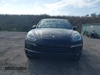 2014 Porsche Cayenne z VIN WP1AA2A24ELA01220, wystawiony jako IAAI lot #41077318 z przebiegiem 80 779 mil mil oraz . Historia ofert i sprzedaży dostępna na DreamBid. Obrazek 12.