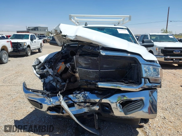 2021 Ram 2500 Tradesman with VIN 3C6UR4HL2MG604574, listed as a IAAI auction lot 42356580 with 54,026 mi miles and . Bid and sale history available at DreamBid. Image 12.