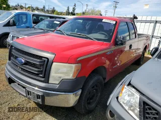 2014 Ford F-150 XL with VIN 1FTFX1CT1EKD40822, listed as a Copart auction lot 47235645 with 206,693 mi miles and Salvage Title. Bid and sale history available at carsss.com. Image 1.