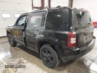 2014 Jeep Patriot Latitude with VIN 1C4NJPFB4ED645447, listed as a IAAI auction lot 41851597 with 128,319 mi miles and . Bid and sale history available at carsss.com. Image 3.