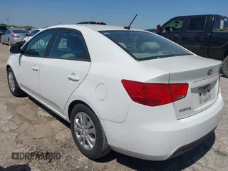2013 Kia Forte EX with VIN KNAFU4A23D5726320, listed as a IAAI auction lot 42075154 with 160,416 mi miles. Bid and sale history available at carsss.com. Image 3.