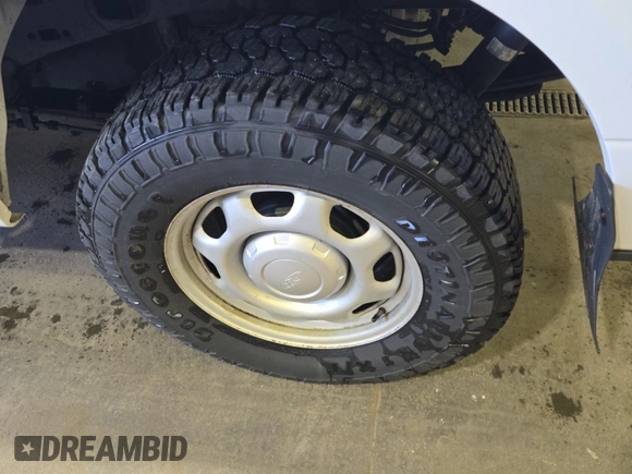 2016 Ford F-150 XLT with VIN 1FTFX1EF4GKD19439, listed as a IAAI auction lot 42774125 with 168,570 mi miles and . Bid and sale history available at DreamBid. Image 13.