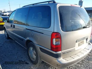 2002 Chevrolet Venture Plus 1SB Pkg with VIN 1GNDX03E82D136707, listed as a IAAI auction lot 41766507 with 187,043 mi miles. Bid and sale history available at carsss.com. Image 3.