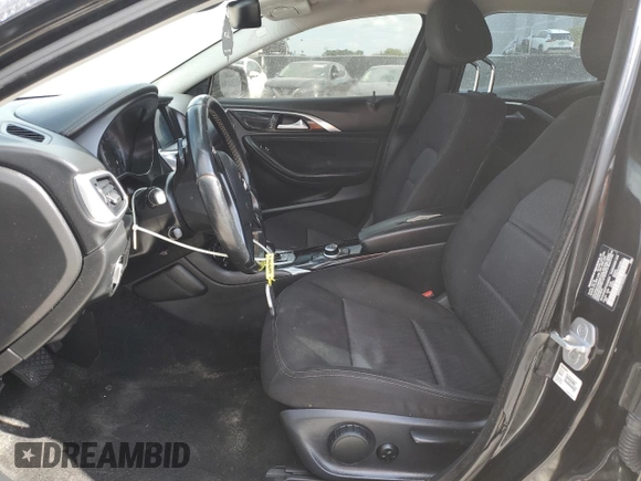 2017 Infiniti QX30 with VIN SJKCH5CP1HA033054, listed as a Copart auction lot 46324785 with 122,633 mi miles and Clean title. Bid and sale history available at DreamBid. Image 7.