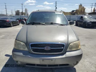 2005 Kia Sedona LX with VIN KNDUP132956661322, listed as a Copart auction lot 71431874 with 101,875 mi miles and Salvage Title. Bid and sale history available at carsss.com. Image 5.