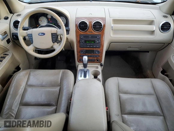 2005 Ford Freestyle Limited with VIN 1FMDK06105GA71334, listed as a Copart auction lot 74270784 with 56,228 mi miles and Salvage Title. Bid and sale history available at carsss.com. Image 8.