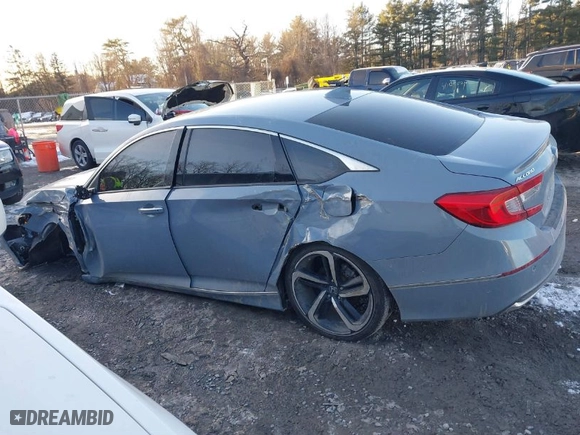 2022 Honda Accord Hybrid Touring with VIN 1HGCV3F95NA010242, listed as a IAAI auction lot 41497192 with 52,361 mi miles. Bid and sale history available at carsss.com. Image 14.