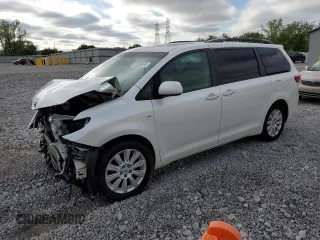 2016 Toyota Sienna Limited z VIN 5TDDK3DC8GS129290, wystawiony jako Copart lot #57039465 z przebiegiem 123 372 mil mil oraz Szkoda całkowita • Salvage title. Historia ofert i sprzedaży dostępna na DreamBid. Obrazek 1.